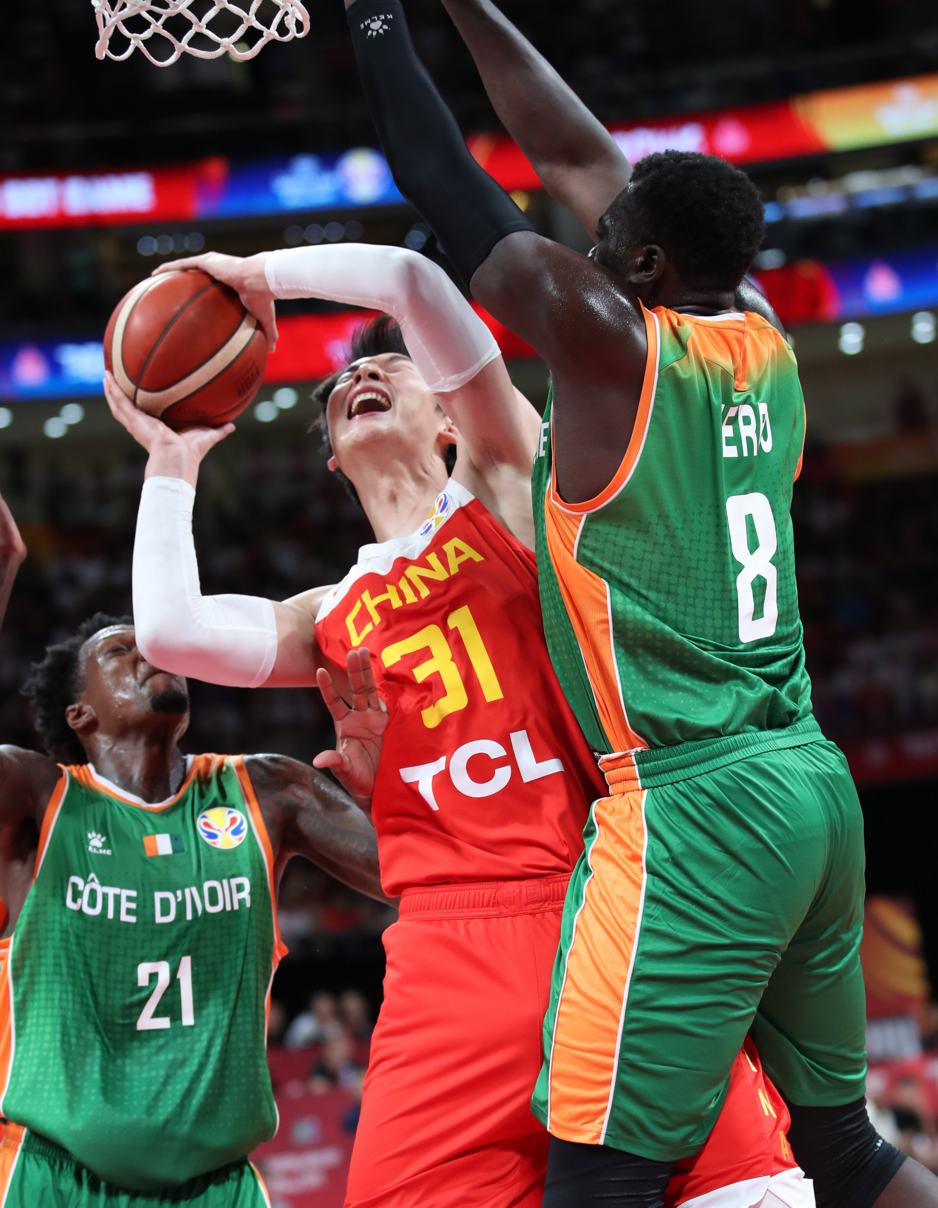 科特迪瓦队全力出击，不畏强手